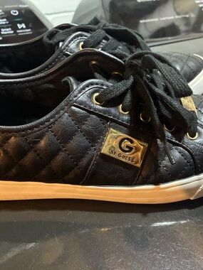 G by Guess Black Quilted Low-Top Sneakers with Gold Plaque